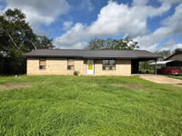101 Colonial Drive, Yorktown, TX 78164