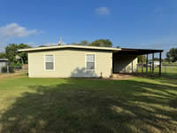 1505 N. Henry, Cuero, TX 77954