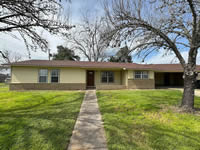house for sale in Cuero Texas
