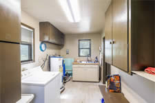 94 Crestview Rd., Yorktown, TX 78164